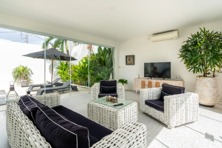 3BR Villa in a Secured Villa Complex in Central Canggu, 3-bed villa for rent in Canggu – photo 2 of 9