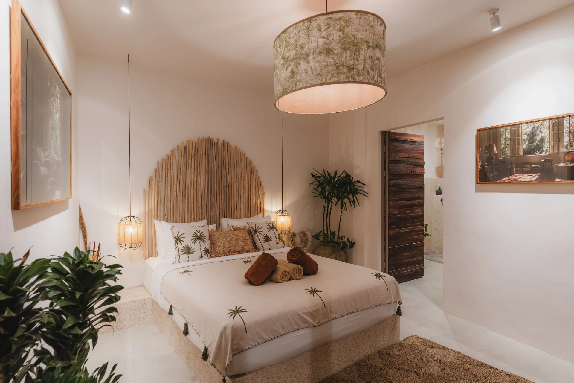 Luxury Tropical Private Pool Retreat in Berawa | Singgah Sarang, 2-bed villa for rent in Canggu – photo 2 of 15