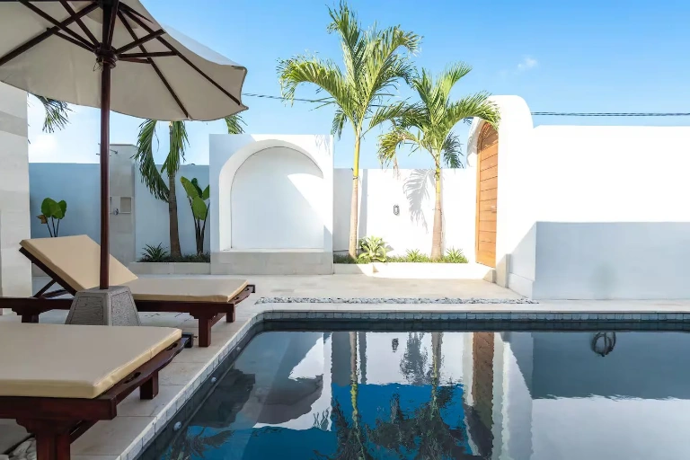2 Bedrooms Villa for Monthly Rent in Pererenan – Pantai Lima, 2-bed villa for rent in Pererenan – photo 11 of 15