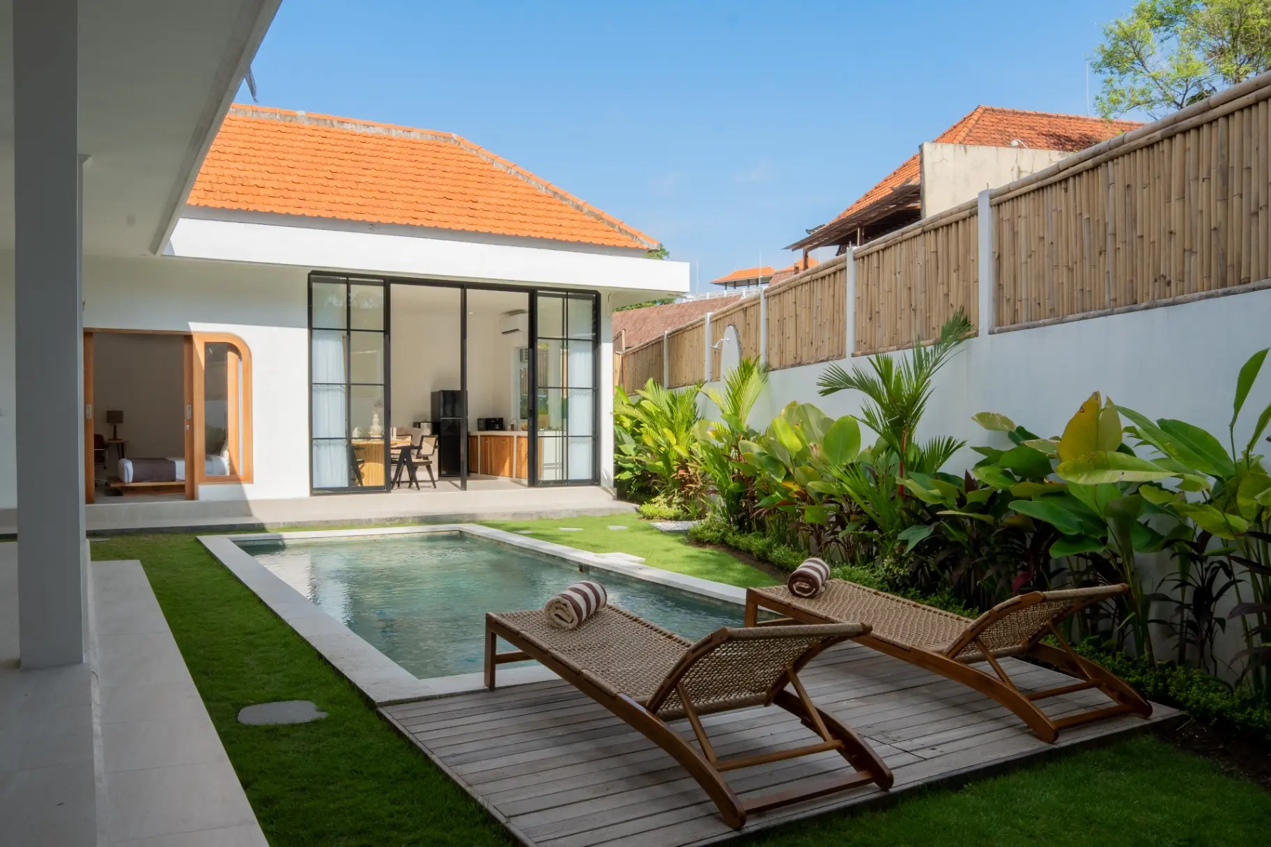 Designer 3BR Villa In Canggu | joliesmaisonsbali.com, 3-bed villa for rent in Canggu – photo 4 of 14