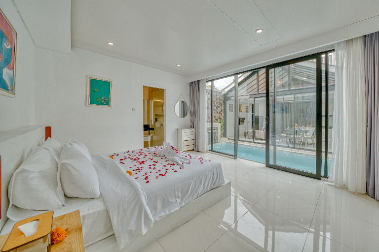Contemporary 2bd Villa with Pool Near Nuanu & Luna, 2-bed villa for rent in Tabanan – photo 10 of 10