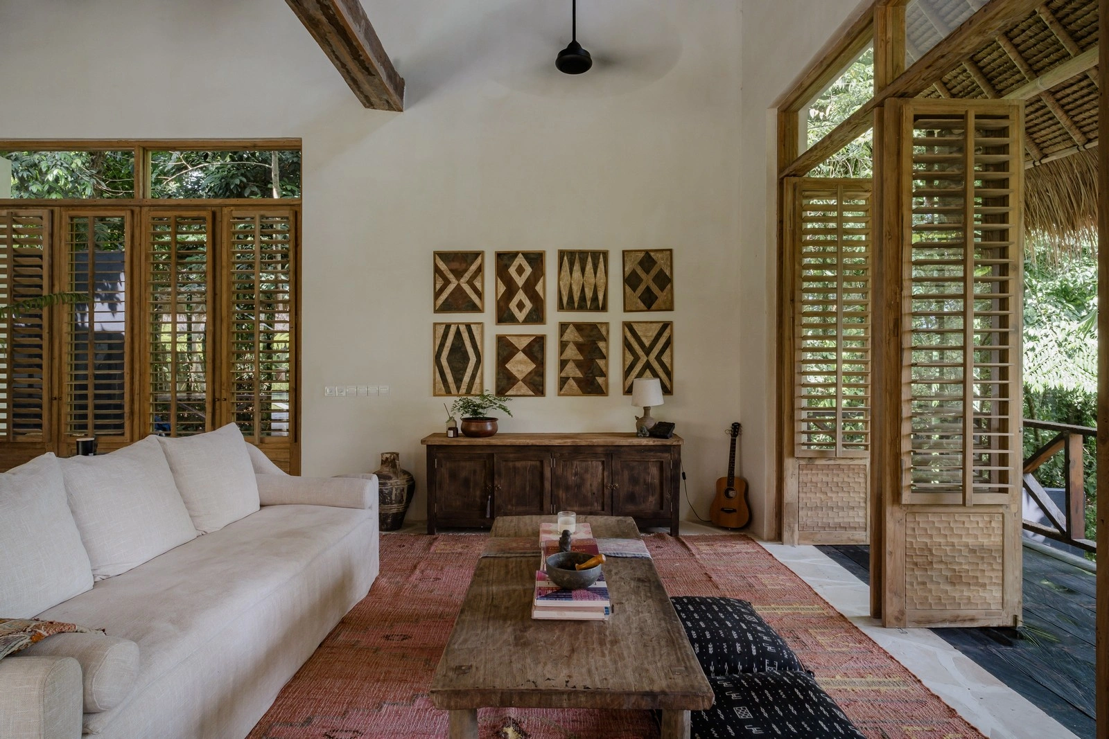4-Bedroom Eco-Luxury Villa with Private Pool in Kaba Kaba, 4-bed villa for rent in Tabanan – photo 7 of 15