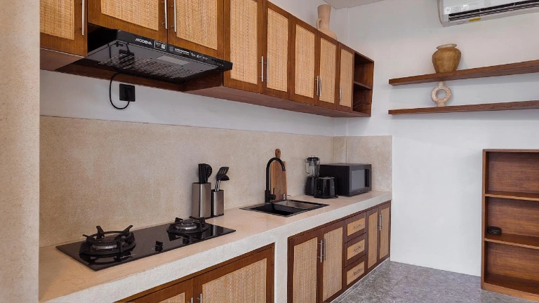 3 Bedroom Villa for Monthly & Yearly Rent in Pererenan, 3-bed villa for rent in Pererenan – photo 8 of 15
