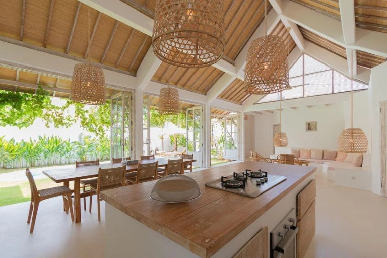Villa Bobby– Luxury 4-Bedroom Villa in Umalas, 4-bed villa for rent in Canggu – photo 8 of 13