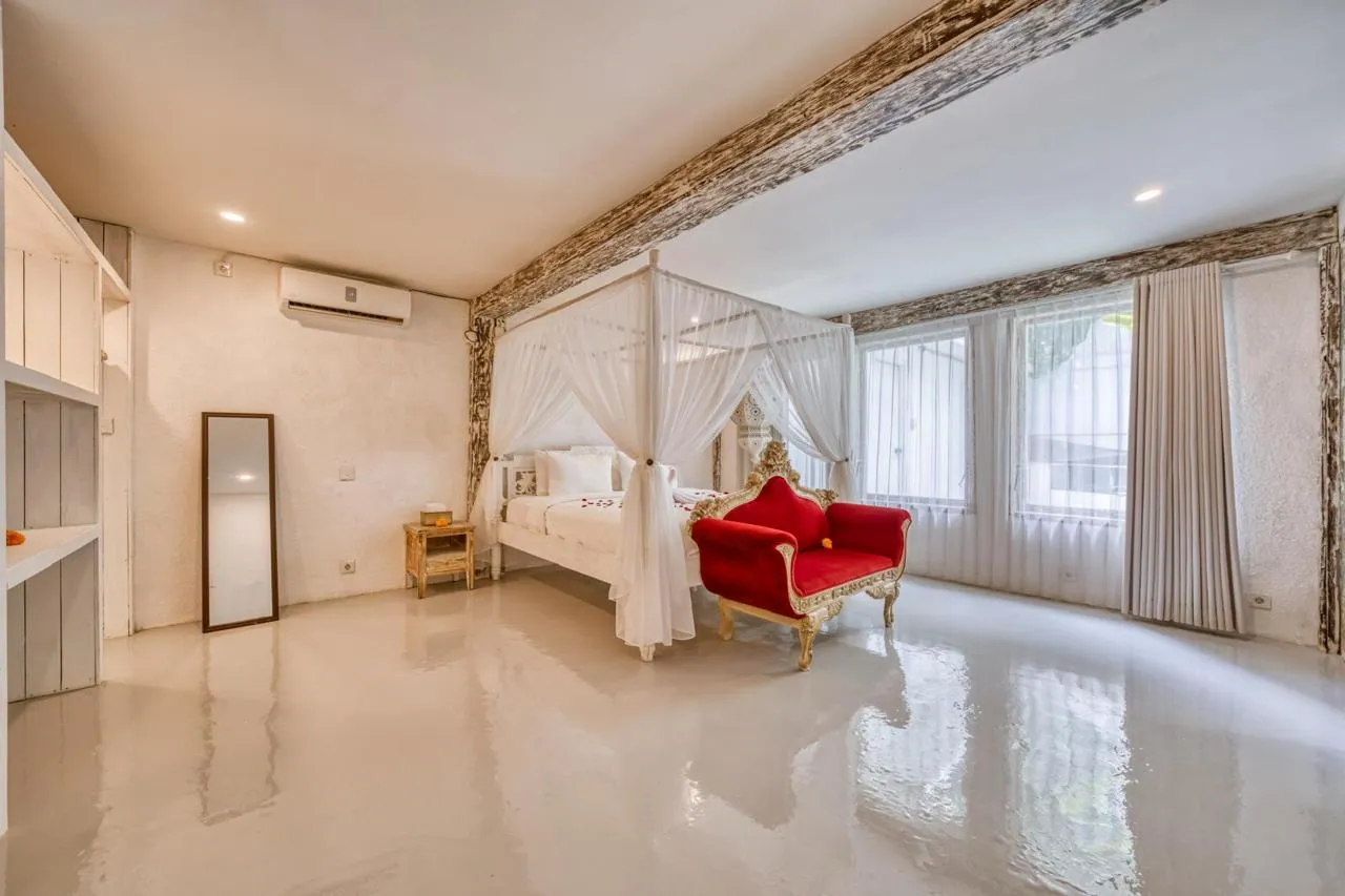 Modern–tropical 4BR Villa | Leasehold 24 Years, 4-bed villa for rent in Canggu – photo 11 of 15