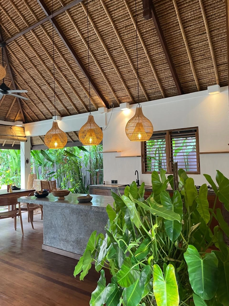 Villa For Rent 4 Bed In Canggu,Badung Bali, 4-bed villa for rent in Canggu – photo 10 of 15