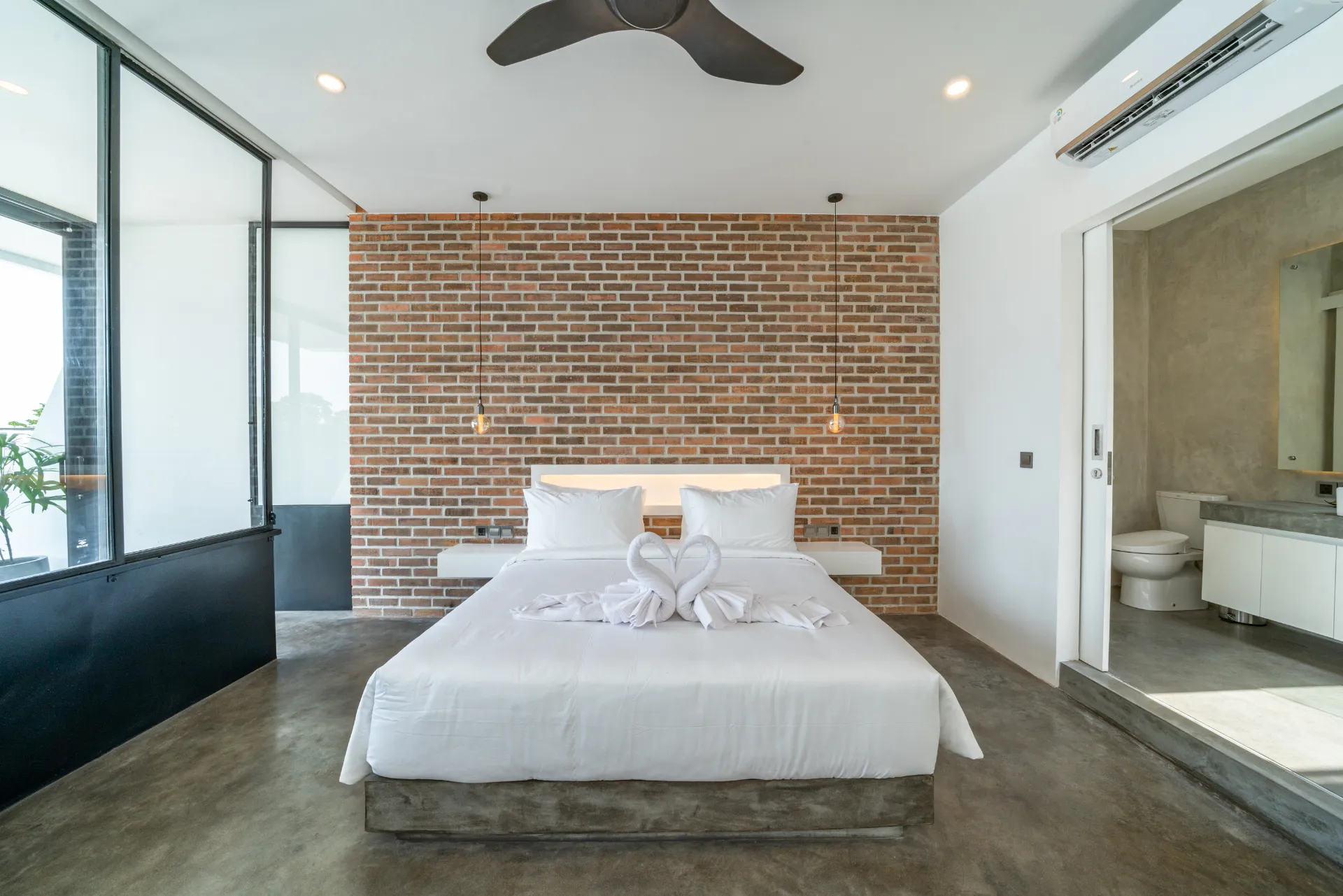 Loft Ludo : Superb 1BR luxury loft in Great Location, 1-bed villa for rent in Canggu – photo 12 of 15