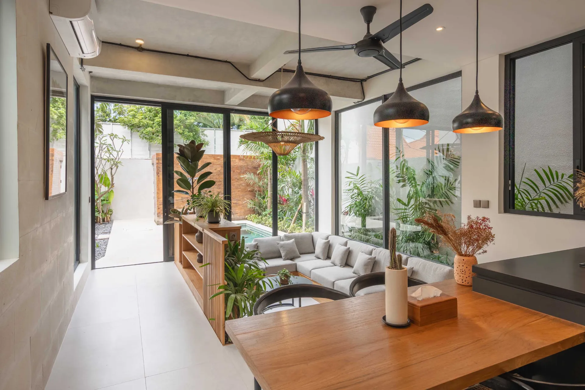 Makia Loft - NEW! Chic 1BD Loft, in the Heart of Canggu, 1-bed villa for rent in Canggu – photo 13 of 15