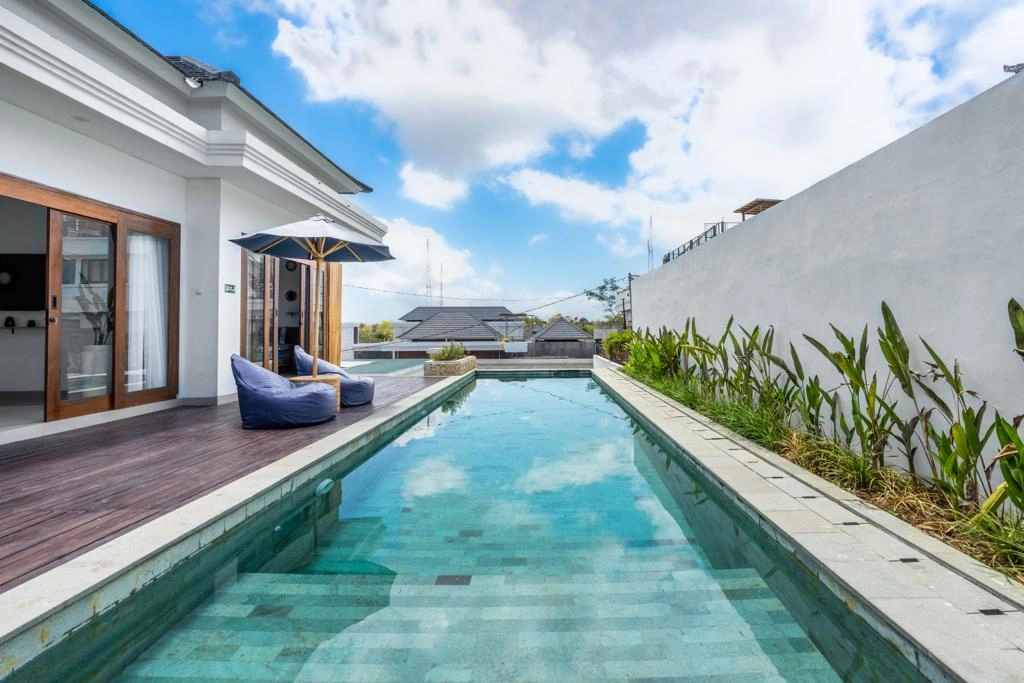 An - Big Villa for Rent in Kutuh Modern Tropical Style, 3-bed villa for rent in Nusa Dua – photo 7 of 13