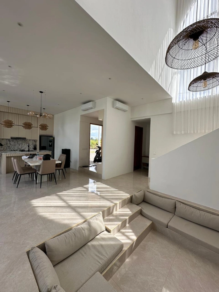 An - for Rent Modern White Villa in Kutuh near Gunung Payung Beach, 3-bed villa for rent in Uluwatu – photo 6 of 15