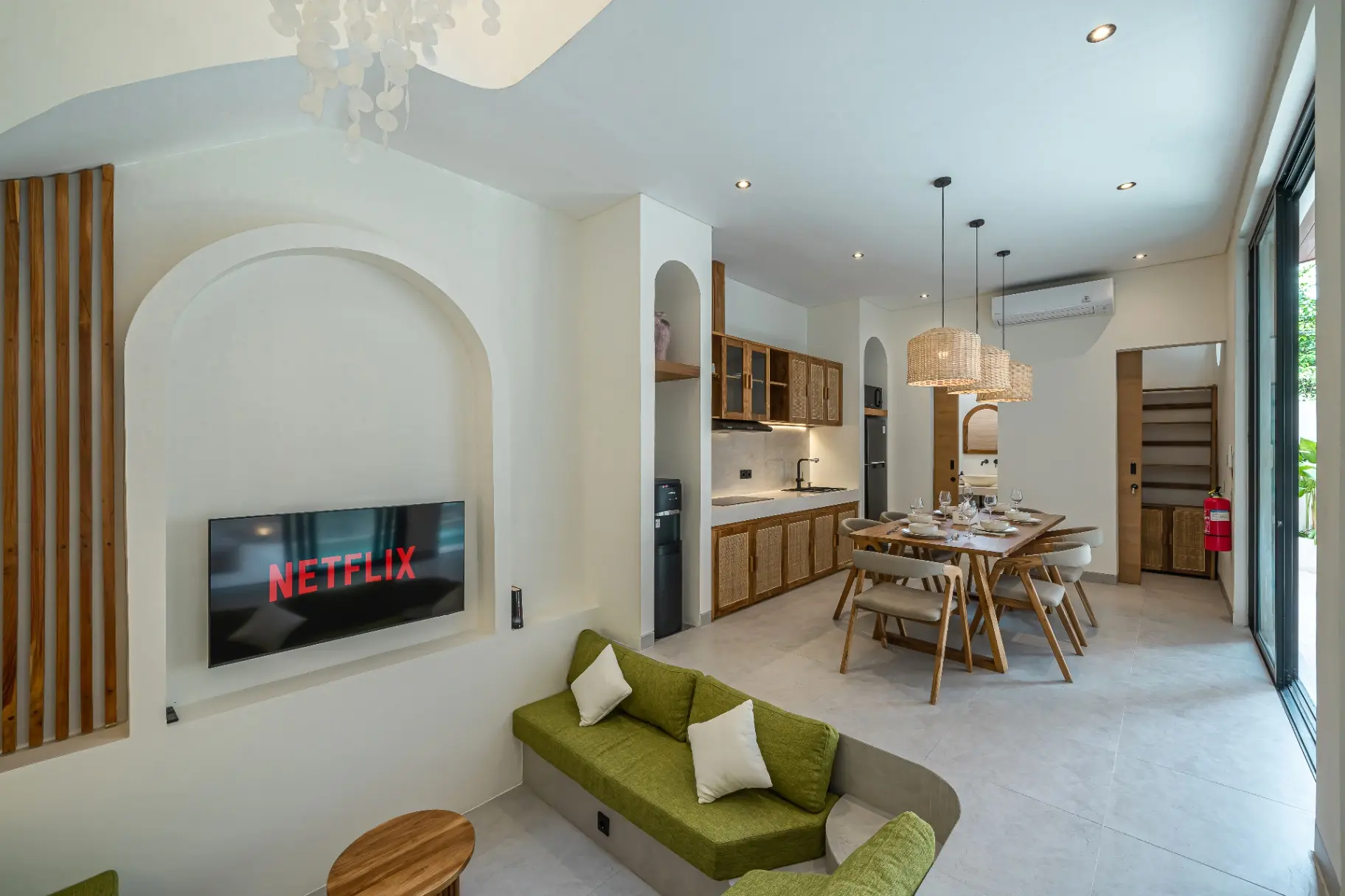 Villa West Heaven KL 1 – Brand New 3BR Villa with Jacuzzi & Rooftop in Balangan, 3-bed villa for rent in Uluwatu – photo 3 of 15