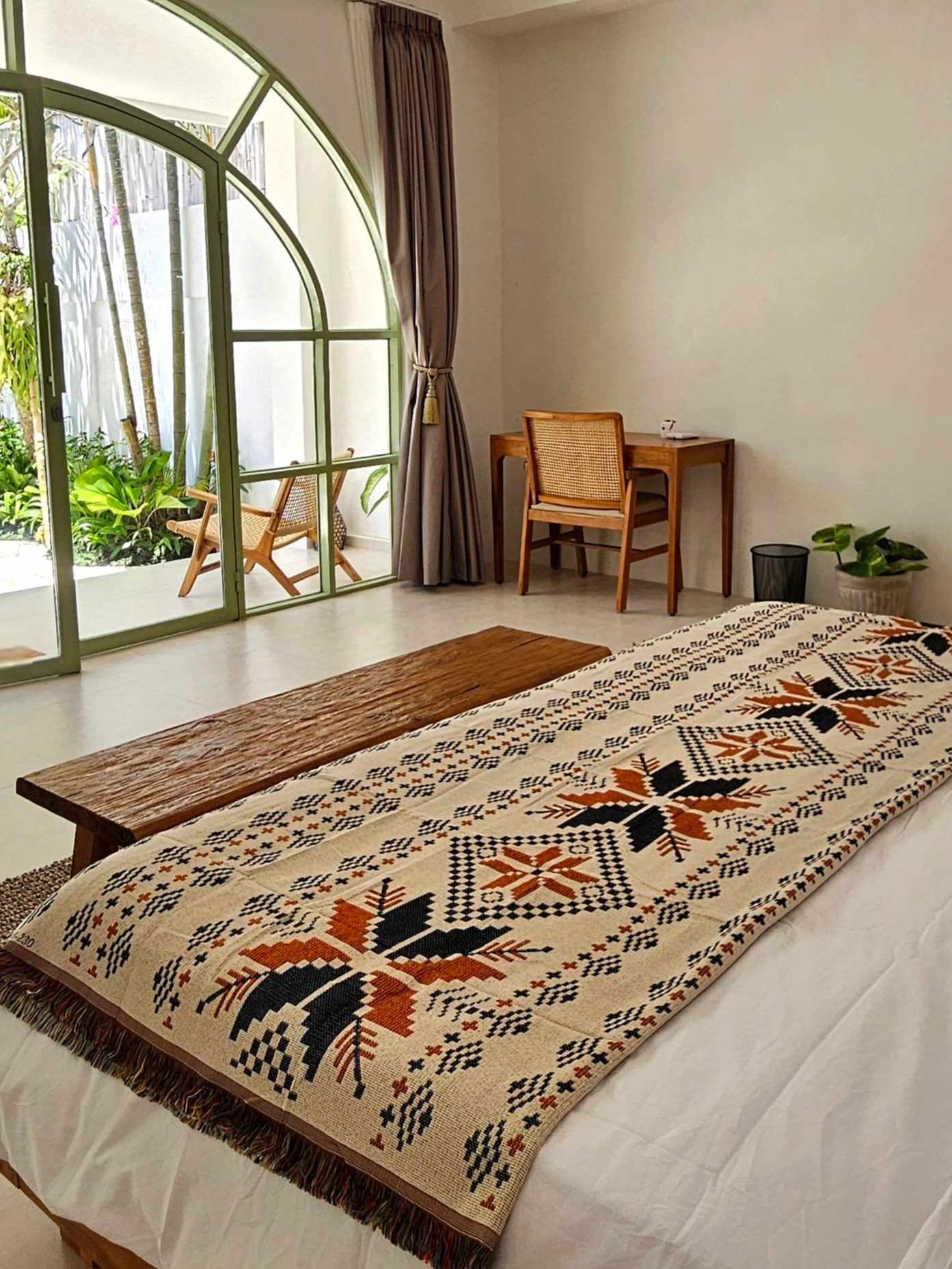 2BR Mediterranean Villa - Canggu 5 mins to Echo beach, 2-bed villa for rent in Canggu – photo 6 of 15