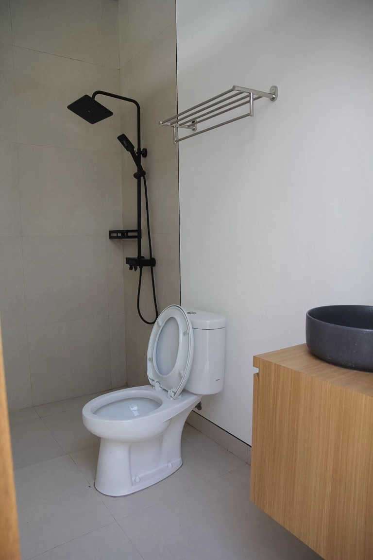 New Modern Villa Located at Mumbul Nusa Dua, 3-bed villa for rent in Nusa Dua – photo 15 of 15
