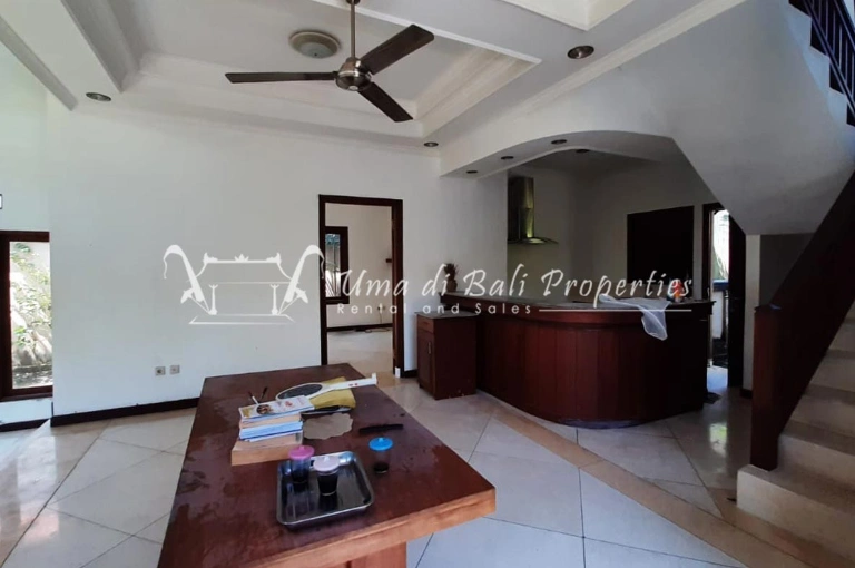 3BR Villa for Rent at Kerobokan, Bali, 3-bed villa for rent in Canggu – photo 8 of 13