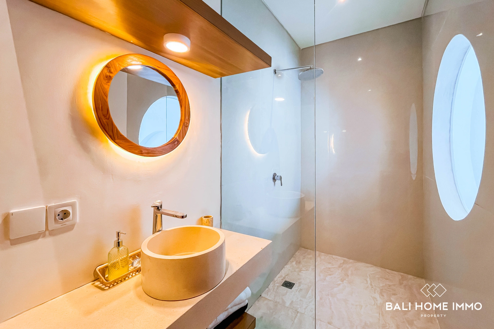 Cozy 2 Bedrooms Villa for Rent & Sale in Ungasan, 2-bed villa for rent in Uluwatu – photo 12 of 13
