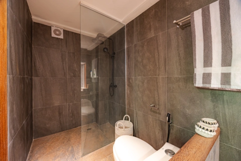 A Premium Residence 1BR Mezzanine in the Heart of Nature, Uluwatu, 1-bed villa for rent in Uluwatu – photo 5 of 15
