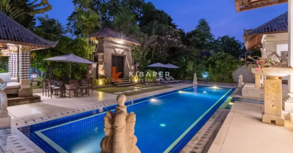 Tropical Hideaway - Expansive 5BR Villa in Seminyak's Golden Triangle, 5-bed villa for rent in Seminyak – photo 12 of 14