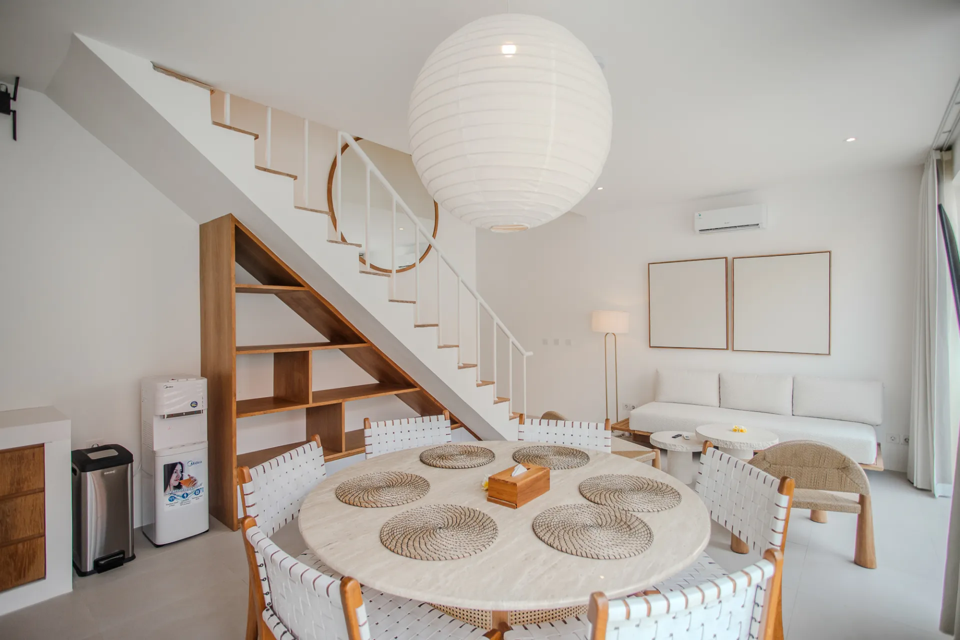 Modern 2 Bedrooms Villa in Cemagi, 2-bed villa for rent in Seseh – photo 8 of 15