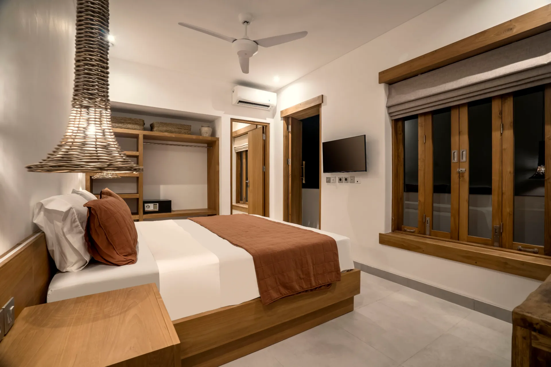 OASI 1 - Tropical Luxury 3 BR w/ Pool View, Bingin Beach, 3-bed villa for rent in Uluwatu – photo 9 of 15