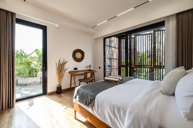 Luxury 7BDR residence next to beach canggu Batu bolong, 7-bed villa for rent in Canggu – photo 5 of 15