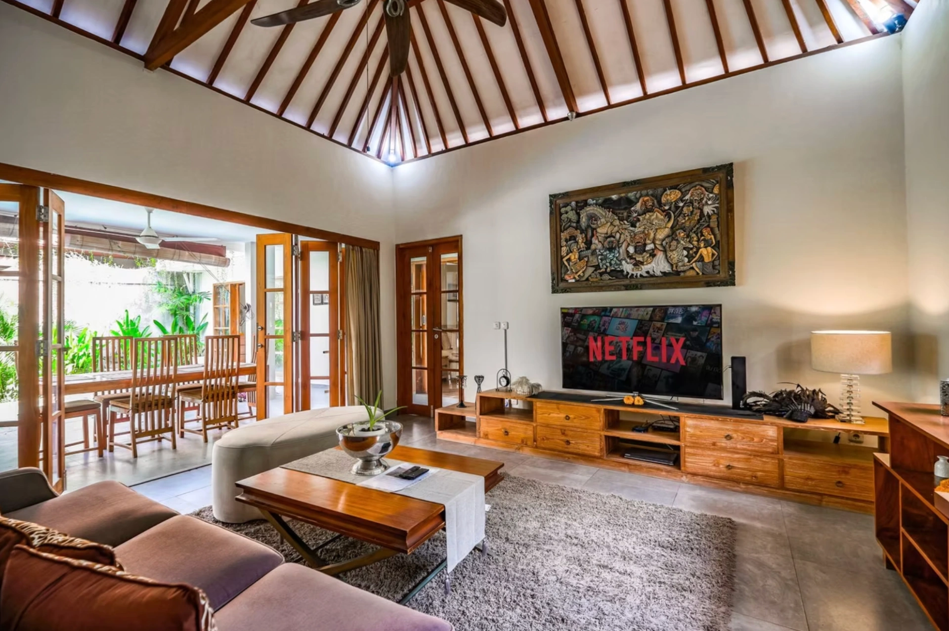 3BR Family Villa for Rent – Batu Bolong, 3-bed villa for rent in Canggu – photo 2 of 5