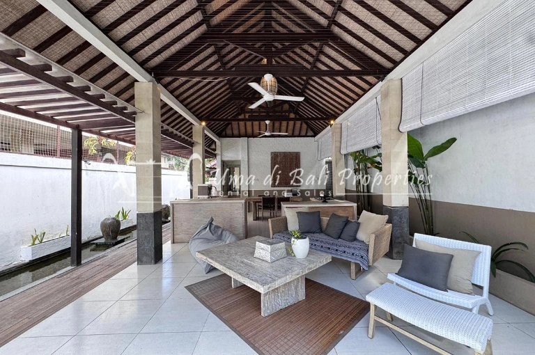 2BR Villa for Rent at Umalas, 2-bed villa for rent in Canggu – photo 13 of 15