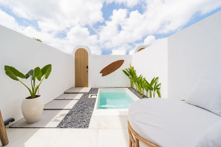 Brand-New Loft Style Una Satu Villa Near Balangan Beach, 1-bed villa for rent in Uluwatu – photo 2 of 15