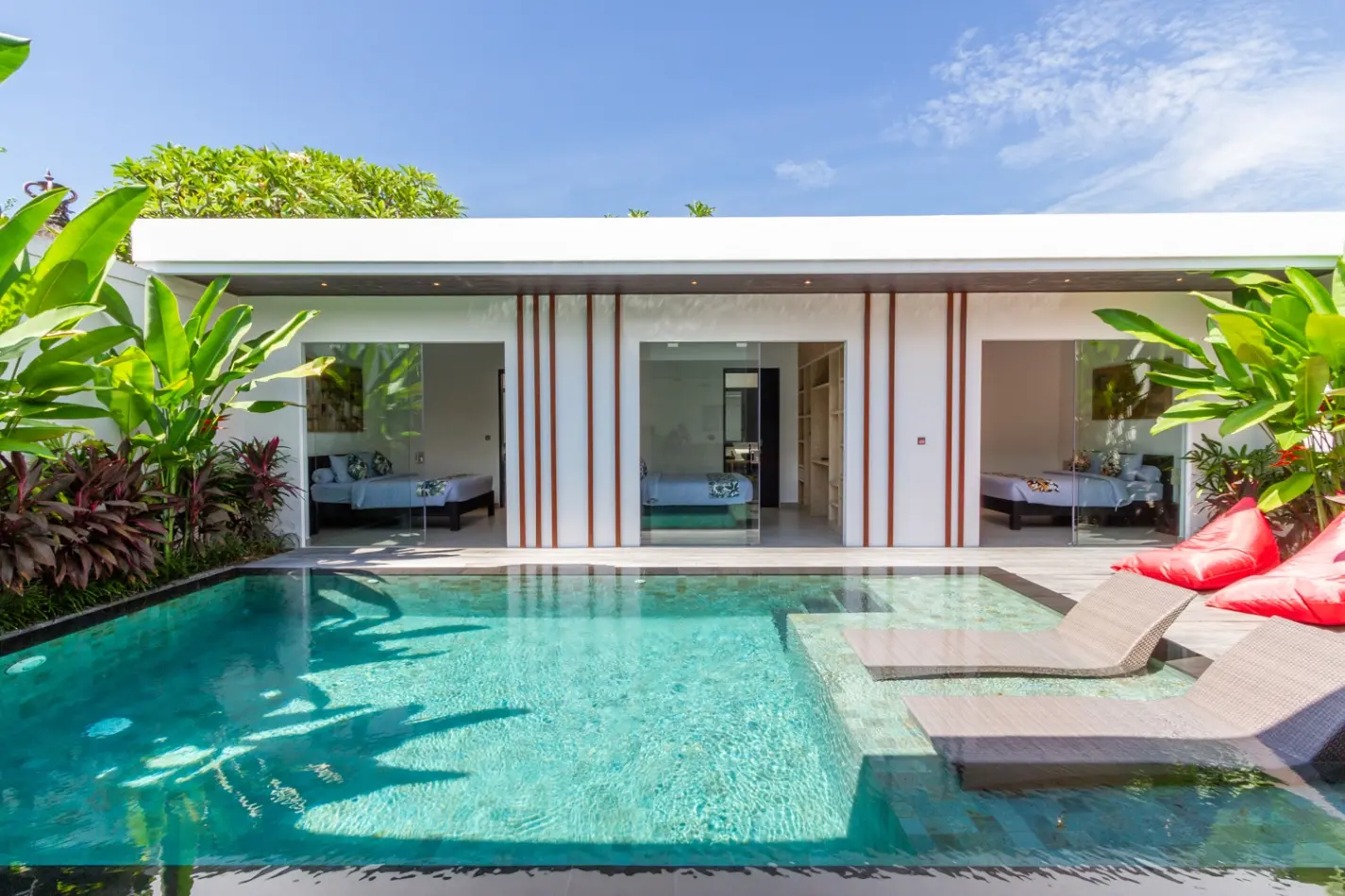 Villa Lys - Cheerful 3BD Pool Villa 5mins to Atlas Beach Club, 3-bed villa for rent in Canggu – photo 6 of 15