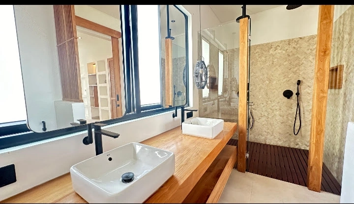 2BR Villa with Open-Plan Living in Tumbak Bayuh, 2-bed villa for rent in Pererenan – photo 6 of 15