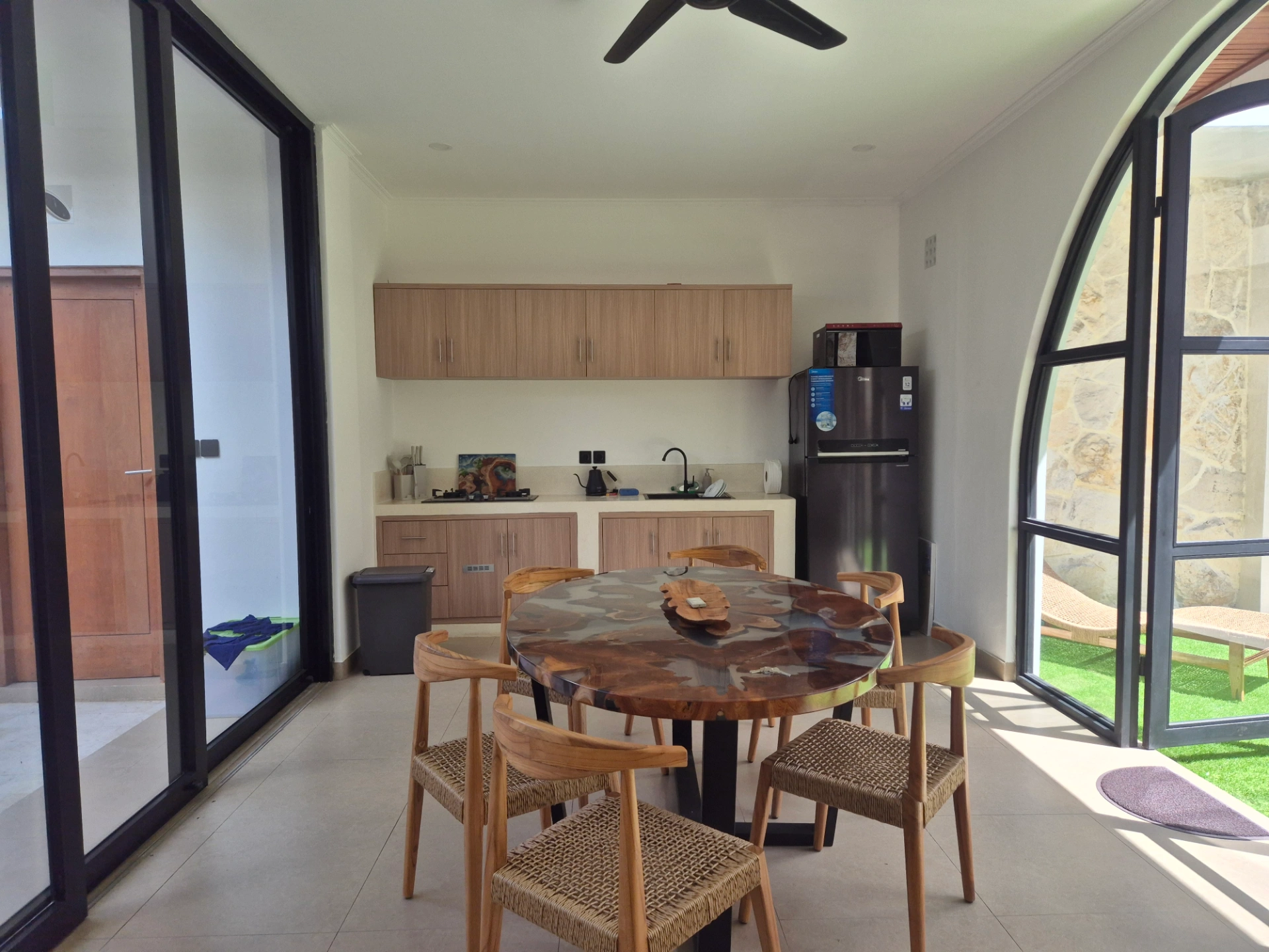 Brand New Luxury 4BR Villa in Buduk | Peaceful Living, Just 10 Minutes to Canggu, 4-bed villa for rent in Pererenan – photo 9 of 15