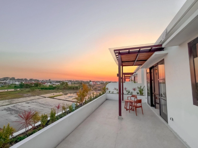 Modern 3 Bedroom Villa for Rent in Seseh, Bali, 3-bed villa for rent in Seseh – photo 10 of 15