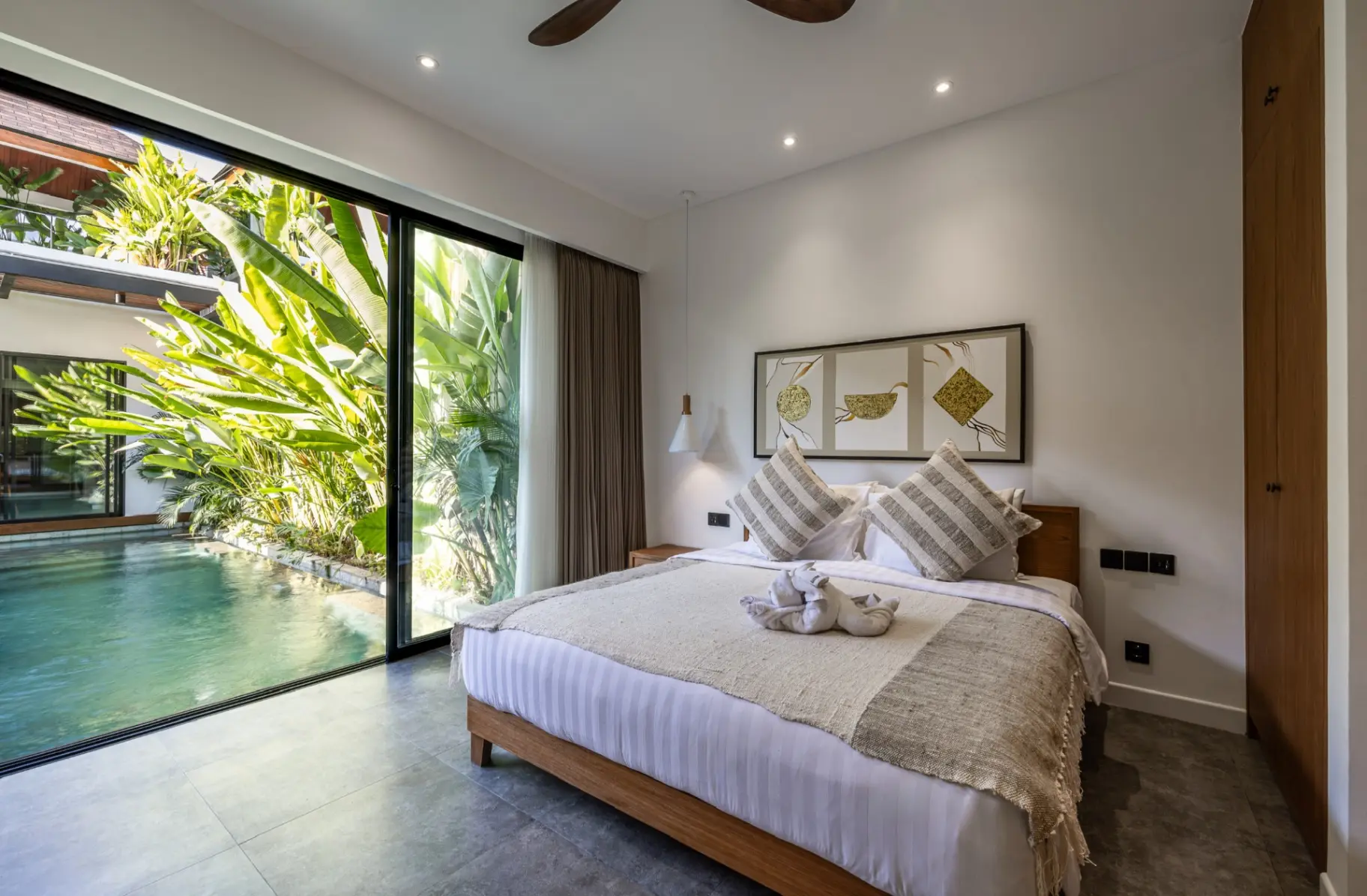 300m to the BEACH PREMIUM BATU BOLONG Canggu 4br villa, 4-bed villa for rent in Canggu – photo 10 of 15