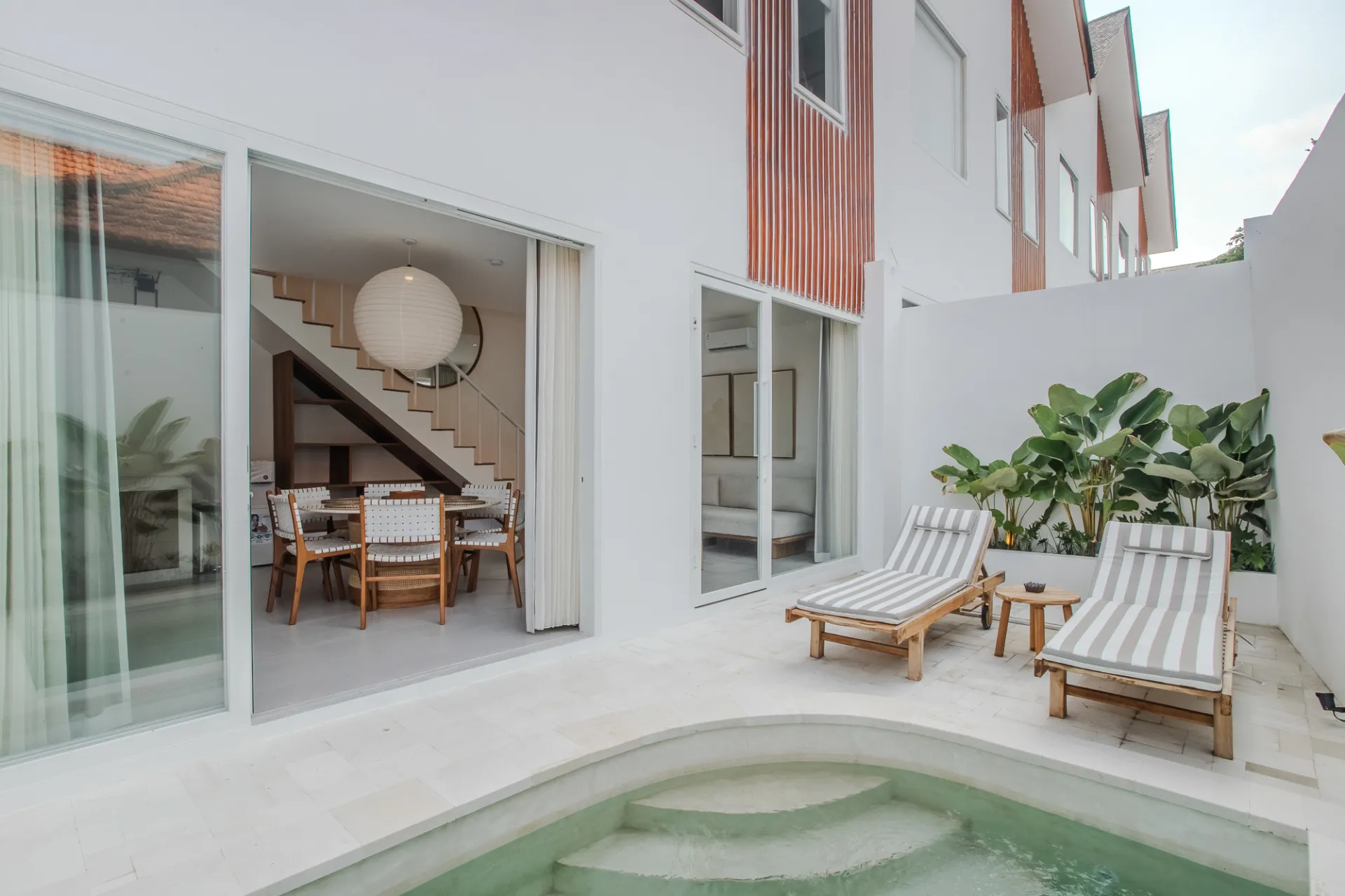Modern 2 Bedrooms Villa in Cemagi, 2-bed villa for rent in Seseh – photo 7 of 15