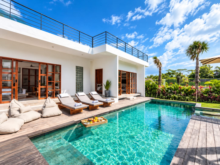 4-bedroom Modern Tropical Villa — Cemagi, 4-bed villa for rent in Pererenan – photo 11 of 15