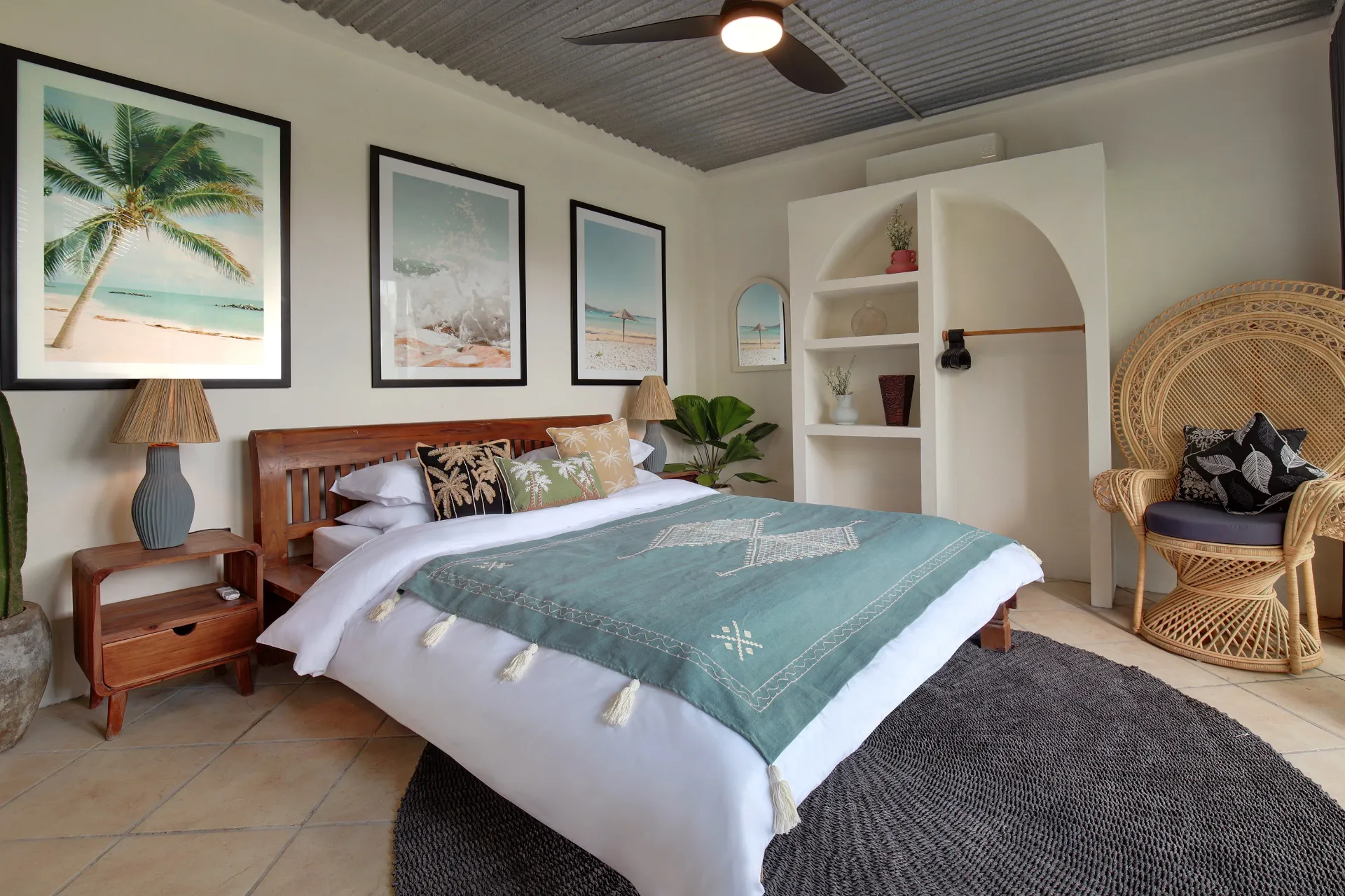 Seminyak 2BR Private Villa with Loft, Pool & Roof Deck Jl Intan Permai Kerobkan, 2-bed villa for rent in Seminyak – photo 10 of 15