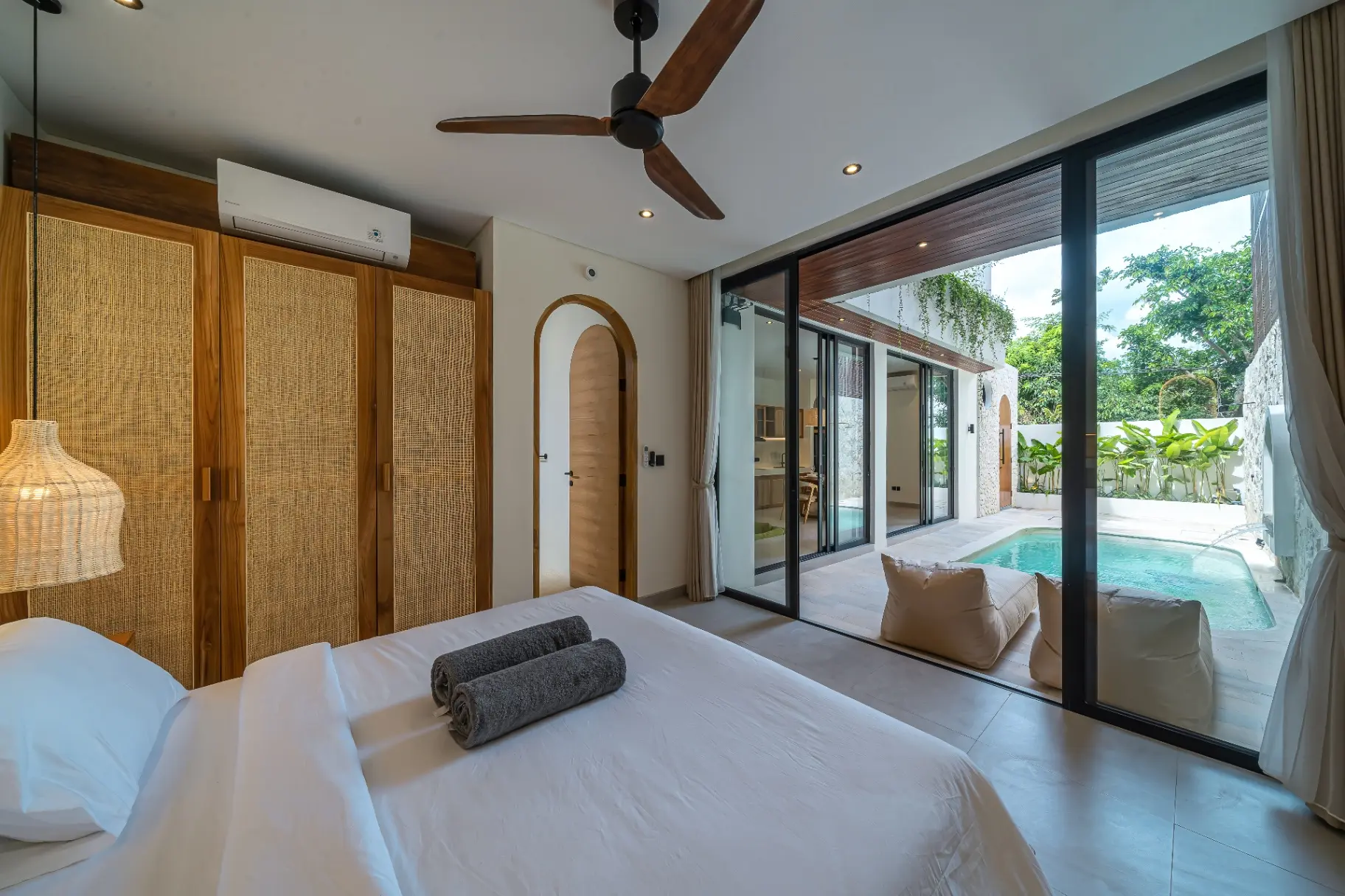 Villa West Heaven KL 1 – Brand New 3BR Villa with Jacuzzi & Rooftop in Balangan, 3-bed villa for rent in Uluwatu – photo 14 of 15