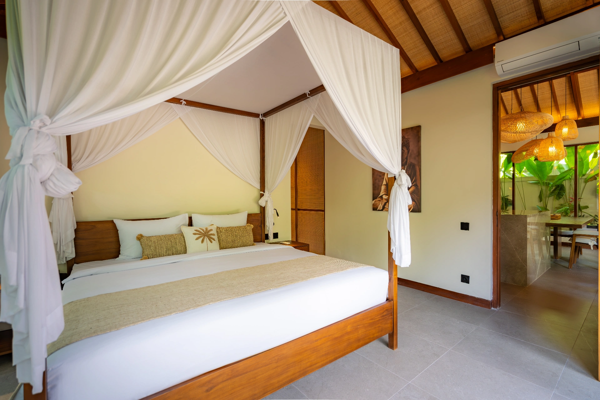 Apura - Modern Tropical 1BR Ubud Villa | Poolside Garden, 1-bed villa for rent in Ubud – photo 12 of 15