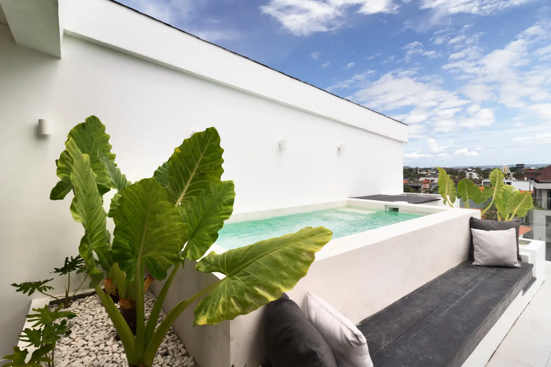 The Cruise - Luxury 2 Bedroom Sky Pool Penthouse with ocean view in Canggu, 2-bed villa for rent in Canggu – photo 15 of 15