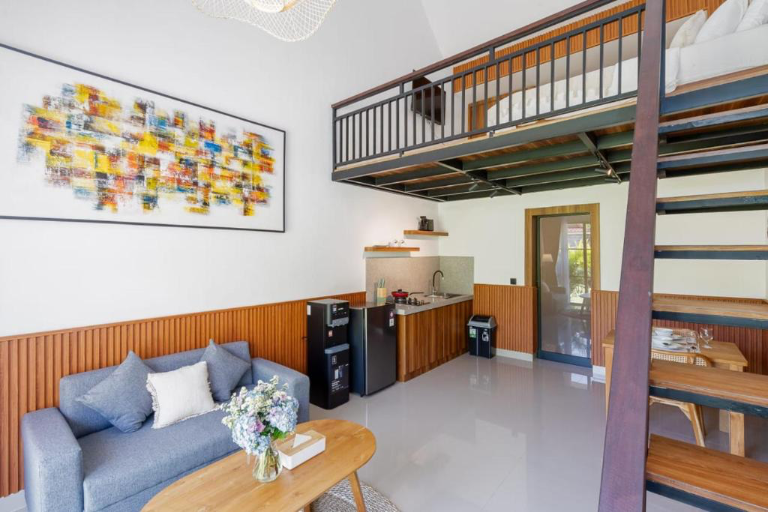 1BR Modern Mezzanine Apartment – Canggu, 1-bed villa for rent in Canggu – photo 2 of 13