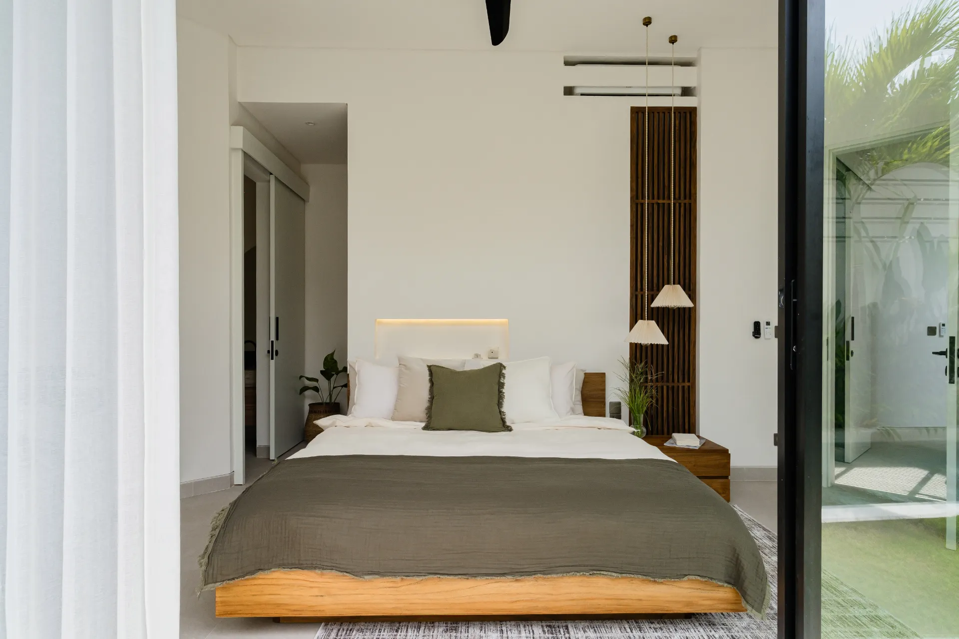 Tropical Luxury Villa Canggu - Paradiso 3, 3-bed villa for rent in Canggu – photo 13 of 15