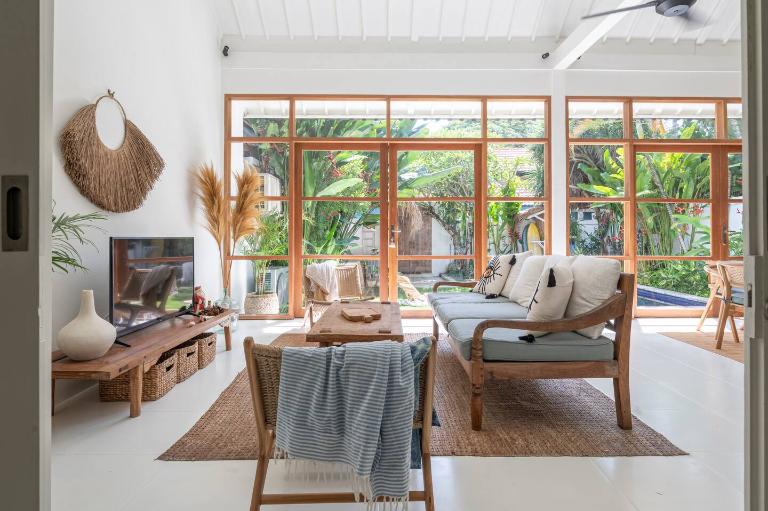Charming 2-Bedroom Family Villa with Private Pool in Berawa, 2-bed villa for rent in Canggu – photo 2 of 15