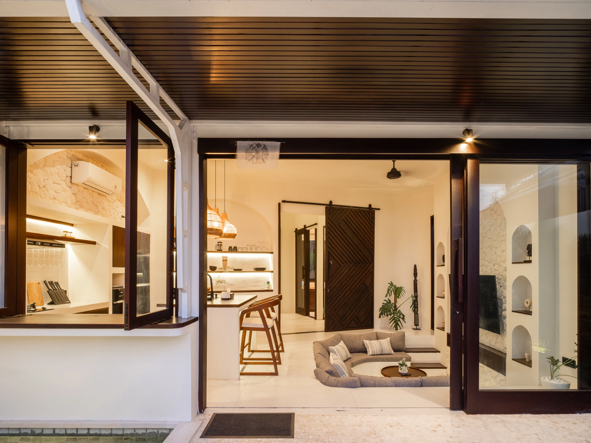 1 Bedroom Modern Villa for Monthly and Yearly Rent Close to Cemagi Beach, 1-bed villa for rent in Seseh – photo 14 of 15