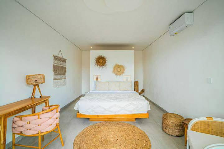 Villa For Rent 4 Bed In Kerobokan,Badung Bali, 4-bed villa for rent in Canggu – photo 4 of 15