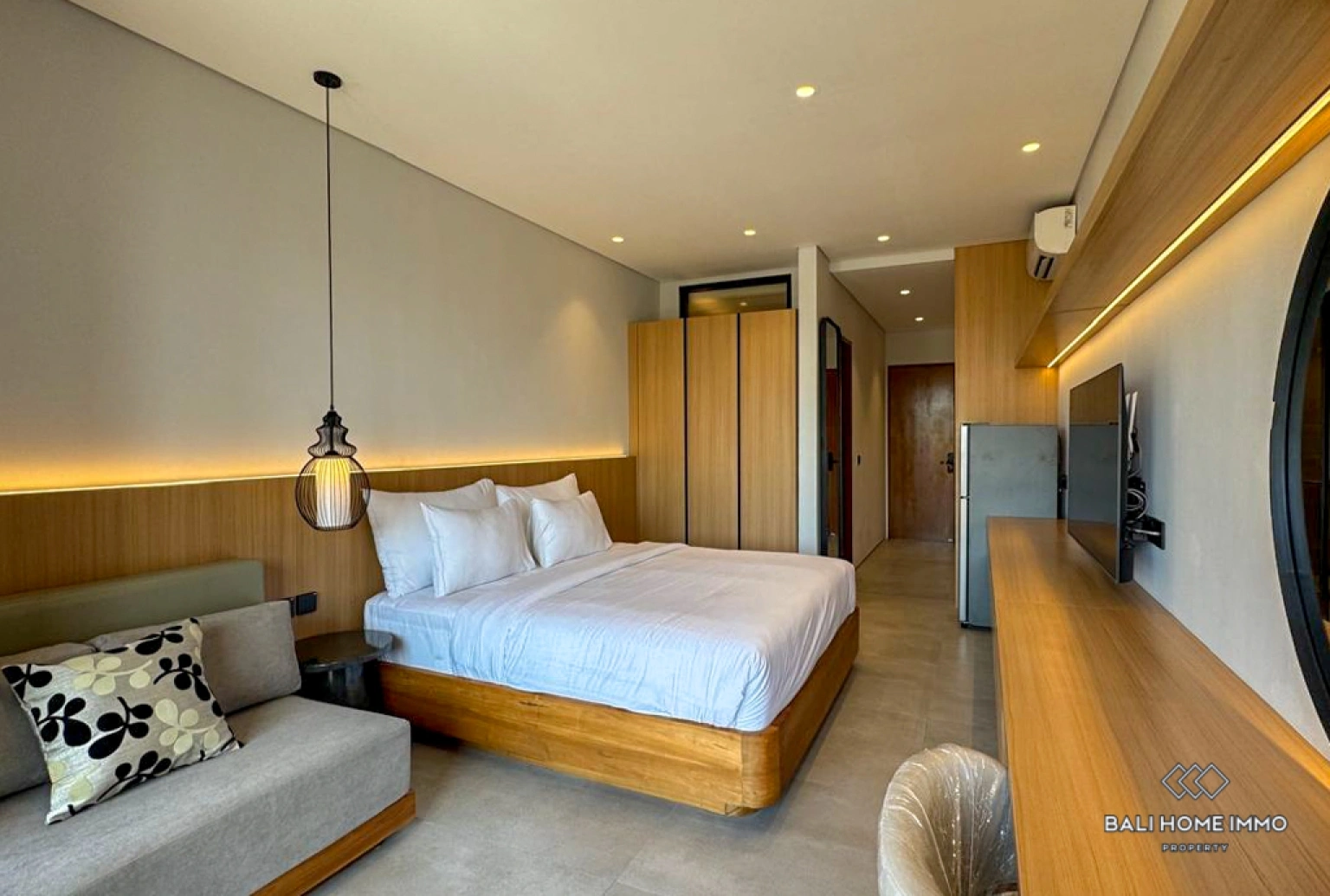 1-Bedroom Apartement For Rent in the Heart of Berawa, 1-bed villa for rent in Canggu – photo 2 of 6