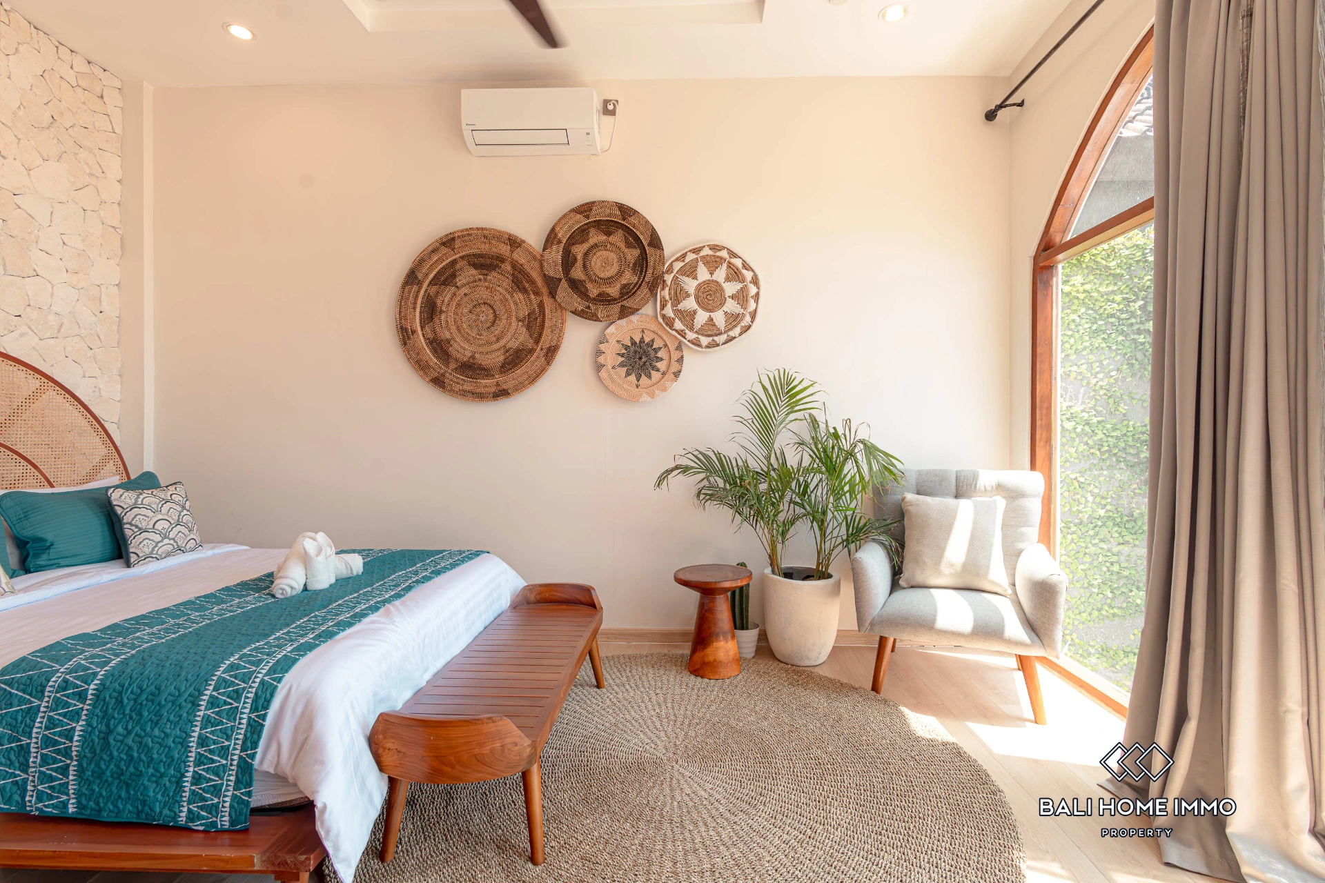 Brand New 5 Bedrooms Villa for Rental in Jimbaran, 5-bed villa for rent in Uluwatu – photo 9 of 15