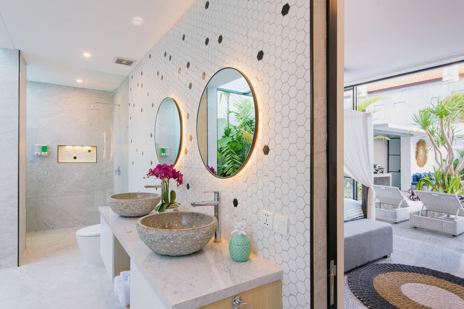 Villa For Rent 4 Bed In Berawa,Tibubeneng Bali, 4-bed villa for rent in Canggu – photo 9 of 15