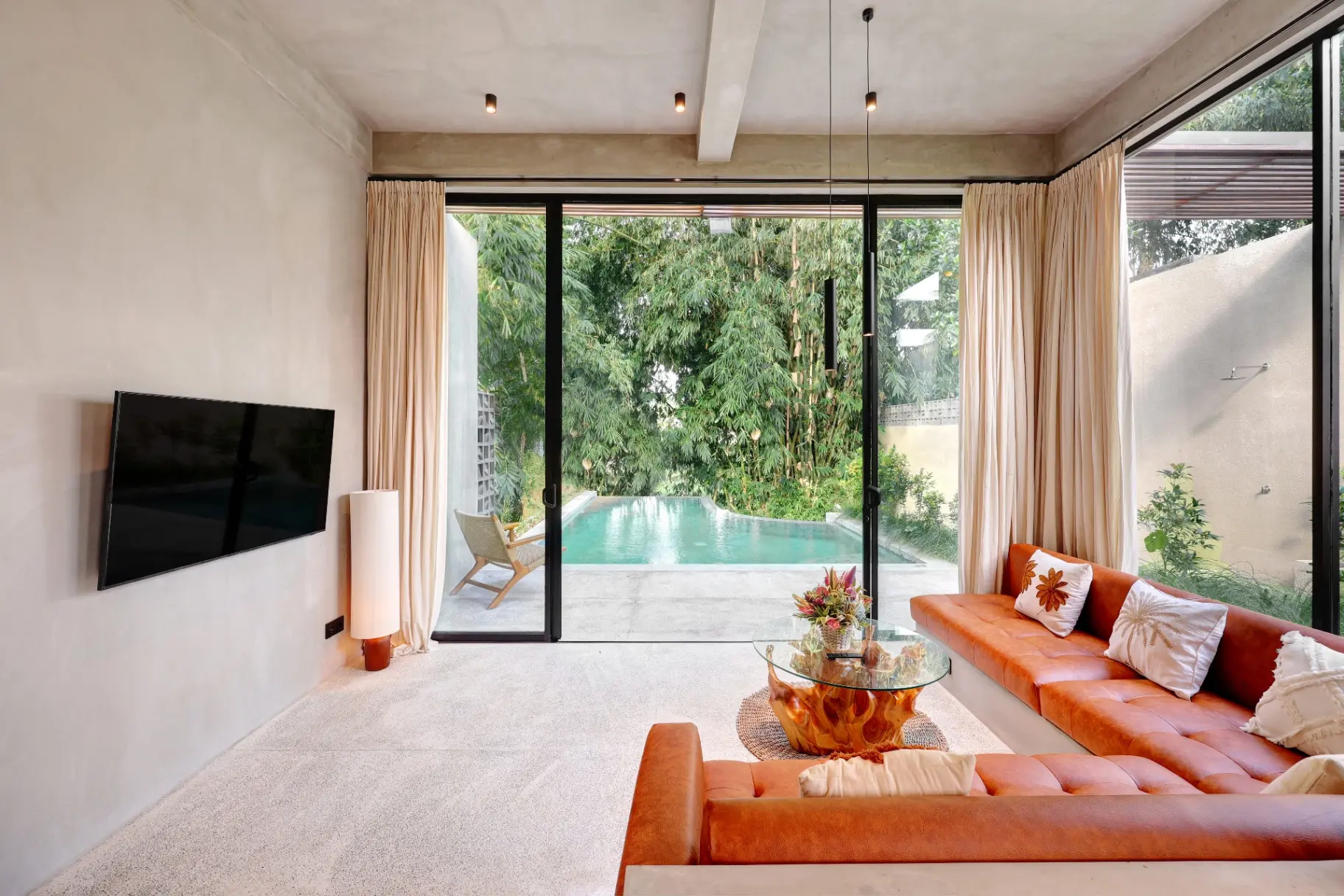 Modern 3BR Villa w/ Private Pool and Garden, 3-bed villa for rent in Ubud – photo 9 of 15