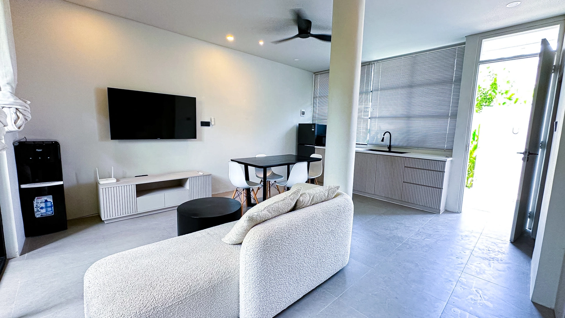 Two Bedroom Smart Townhouse, Berawa Location, 2-bed villa for rent in Canggu – photo 3 of 15