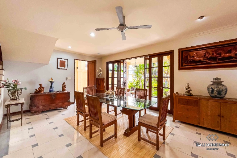 Spacious with Ocean View 3 Bedrooms Villa for Rental in Jimbaran, 3-bed villa for rent in Uluwatu – photo 6 of 12