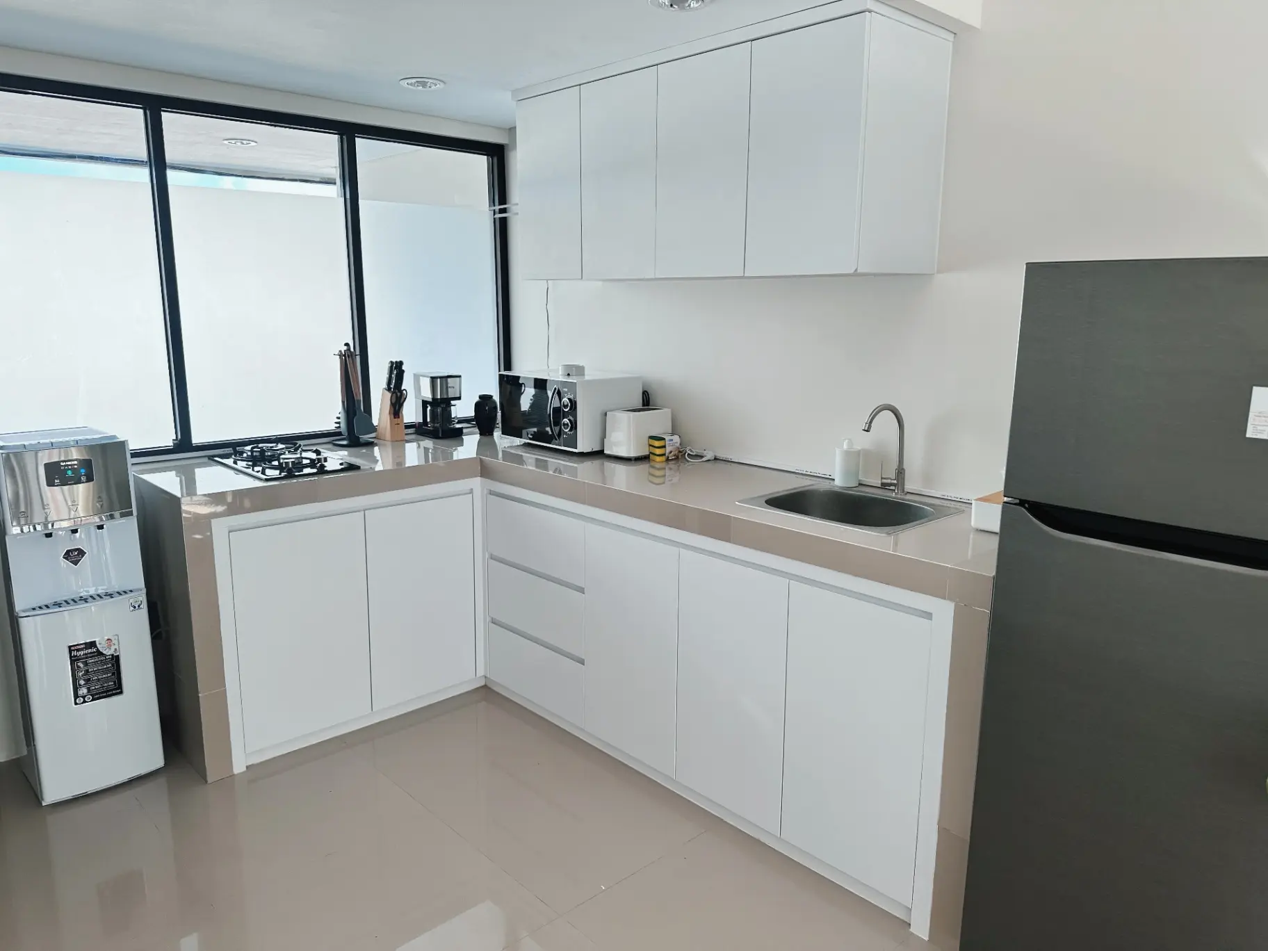 Your Own Private Oasis: New 1-Bedroom mezzanine Apartment in Tumbak Bayuh, Pererenan!, 1-bed villa for rent in Pererenan – photo 4 of 11